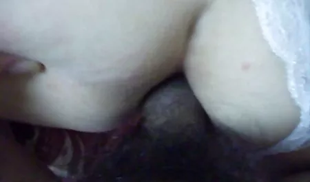 Geile Blondine geht auf die Knie mutter sohn porn video