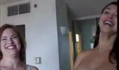 Blowjob Buddy gibt auch einen guten mutter sohn inzest porn Handjob