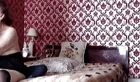 Ass Traffic mama sohn pornos vollbusige Babe spielt mit ihren Titten während Anal Actio