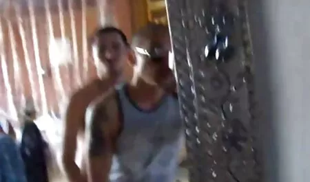 Mutter und nicht Tochter Tag-Team-Schlampen kostenlose pornofilme mutter und sohn