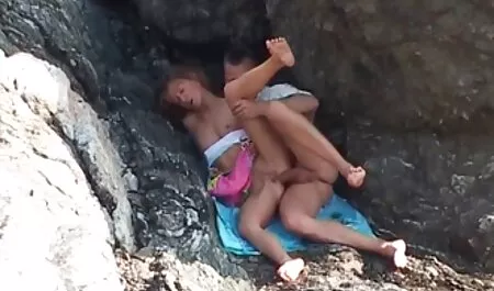 Shanda Fay gibt Road Head für einen Schluck auf die Straße! mama und sohn porn