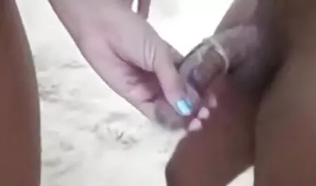 Sperma auf mama sohn pornos ihrem Gesicht Joi